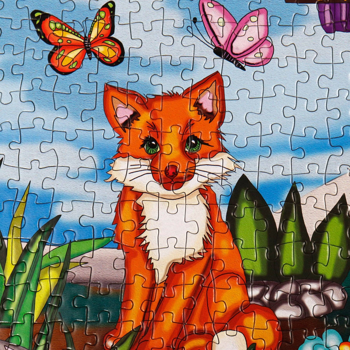 Detailed 1000-piece puzzle showcasing a bright and friendly forest scene